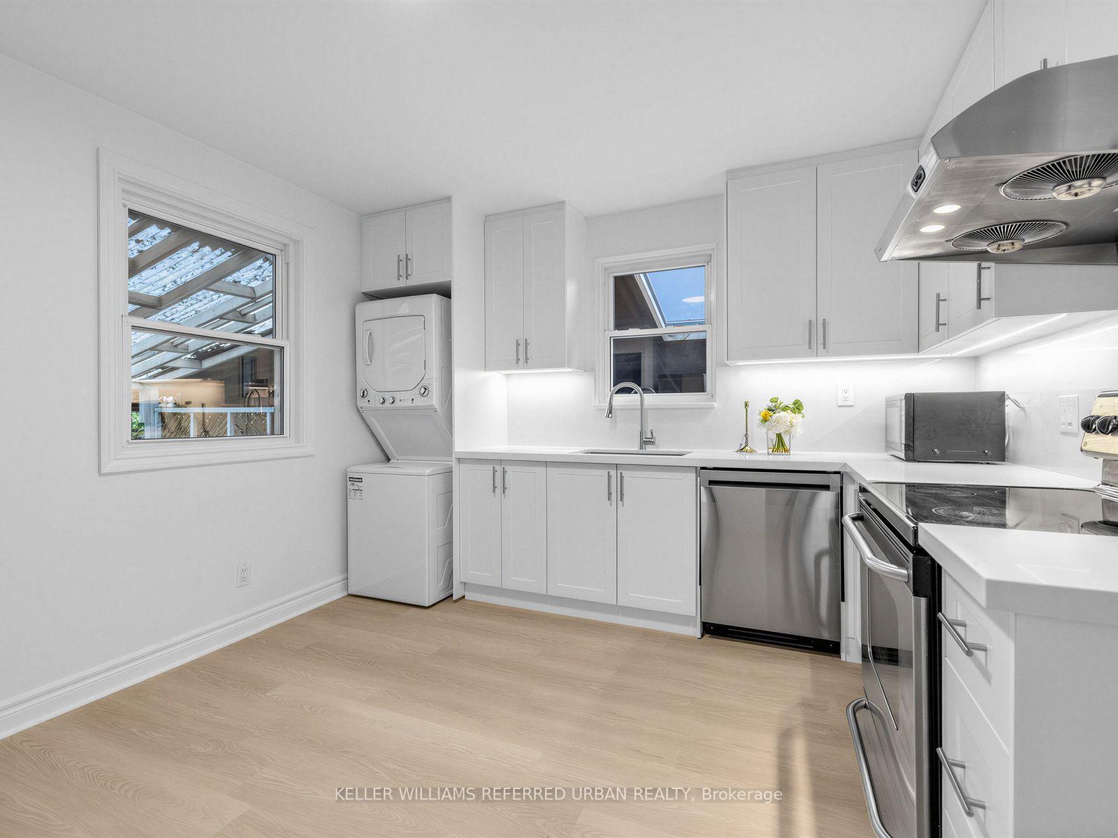 Photo 6 of 32 Granlea Road, North York, Willowdale East — HOMEH