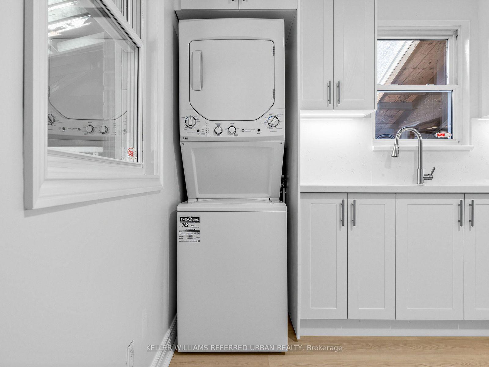 Photo 7 of 32 Granlea Road, North York, Willowdale East — HOMEH