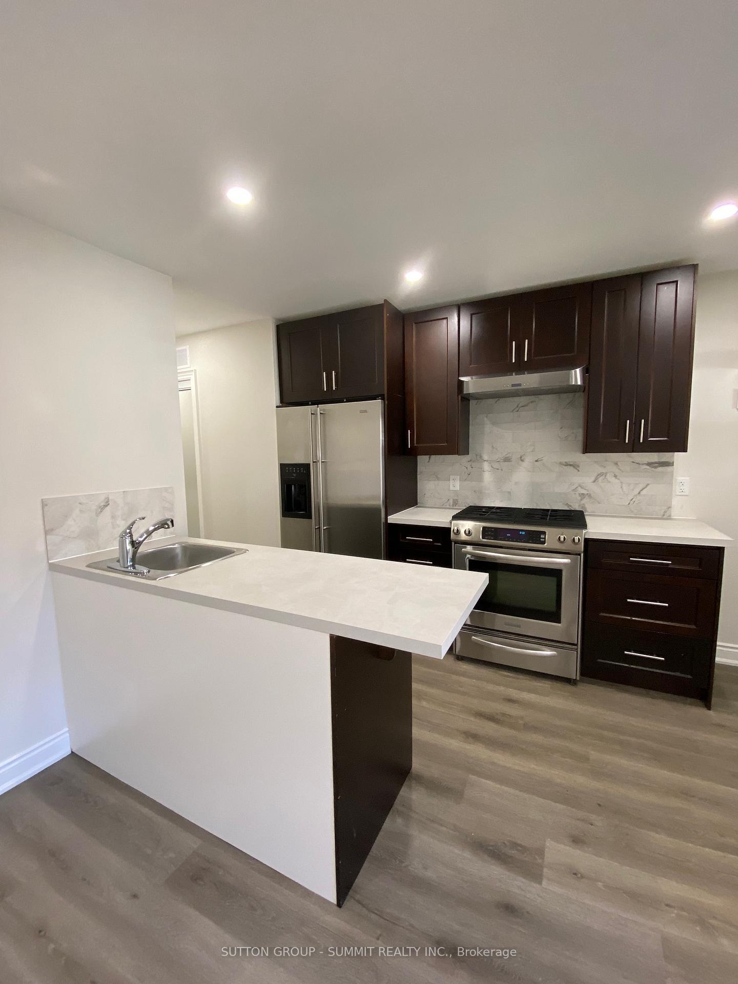 Photo 1 of Unit 4, 239 Main Street, King, Schomberg — HOMEH