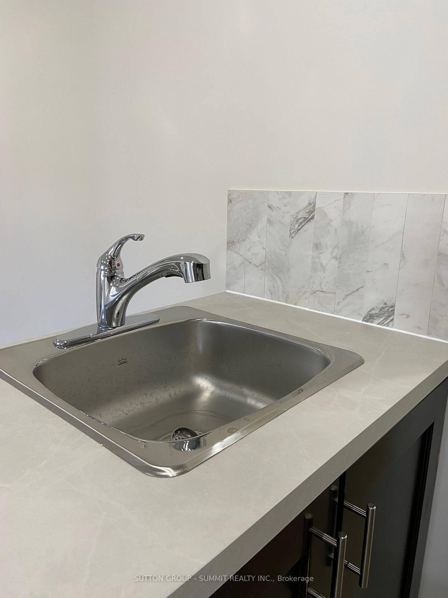 Photo 9 of Unit 4, 239 Main Street, King, Schomberg — HOMEH