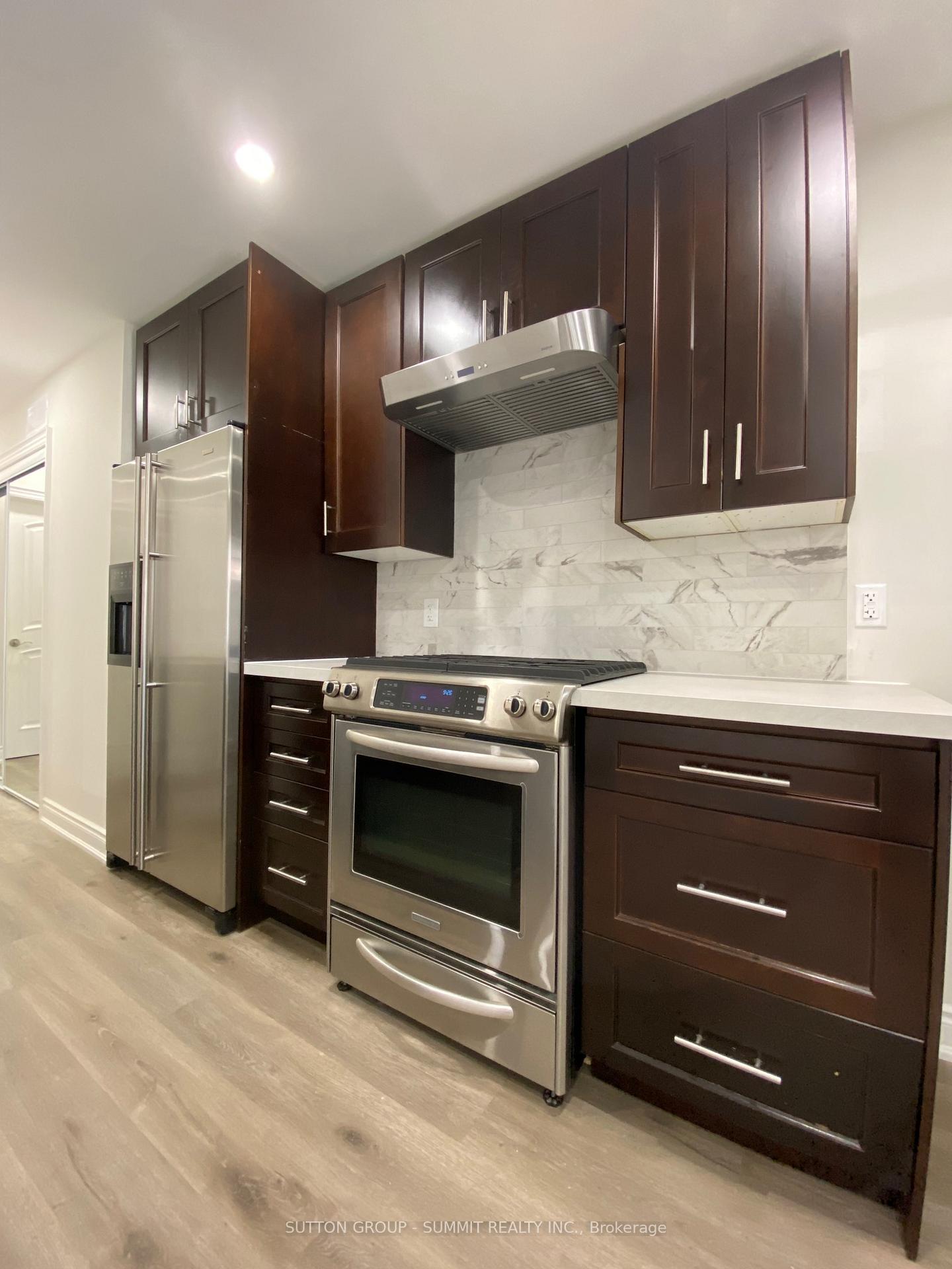 Photo 10 of Unit 4, 239 Main Street, King, Schomberg — HOMEH