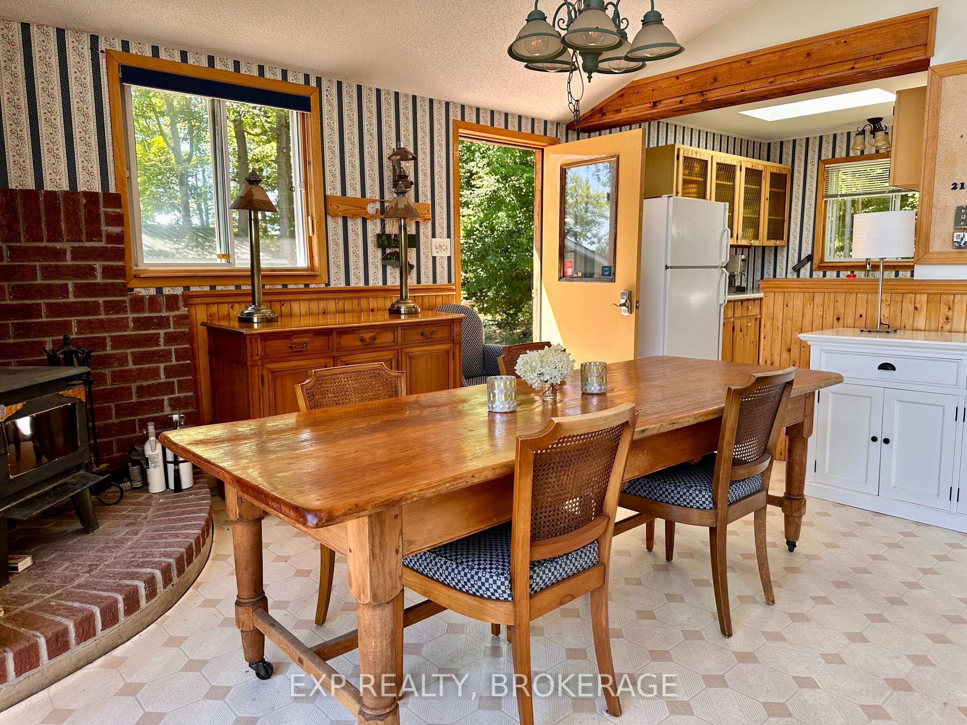 Photo 15 of 2103 Hambly Lane, South Frontenac, Frontenac South — HOMEH