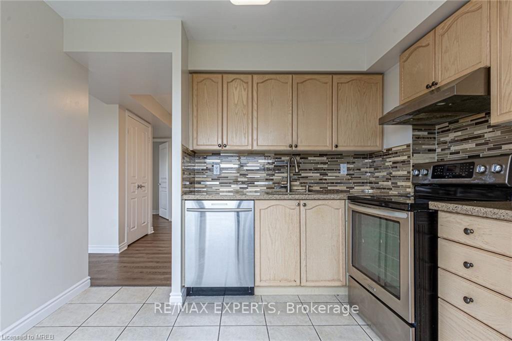 Photo 26 of Unit 605, 300 Ray Lawson Boulevard, Brampton, Fletcher's Creek South — HOMEH
