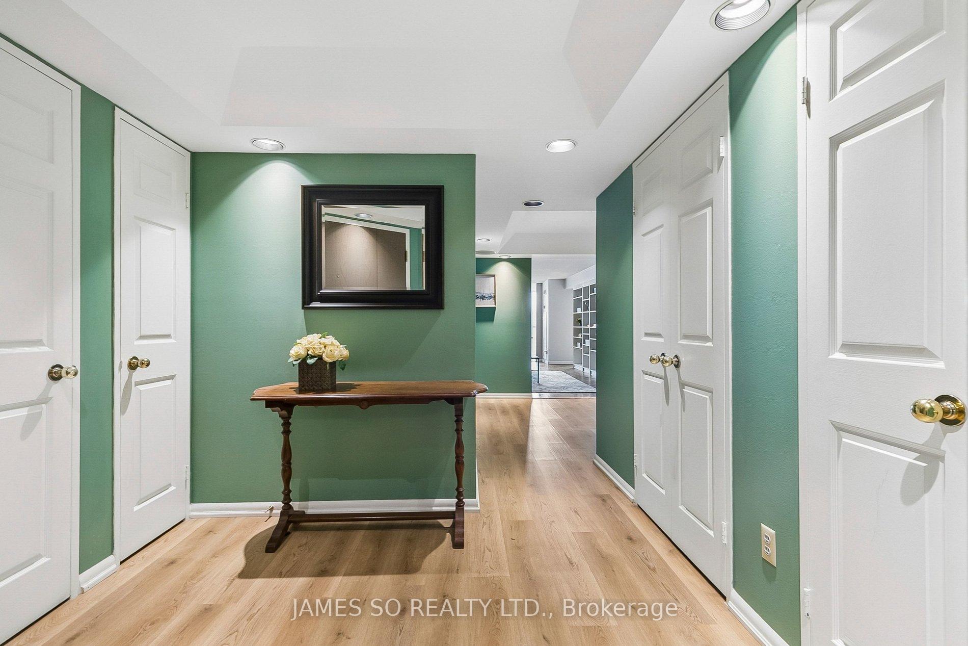 Photo 3 of Unit 2206, 278 Bloor Street E, Toronto, Rosedale-Moore Park — HOMEH