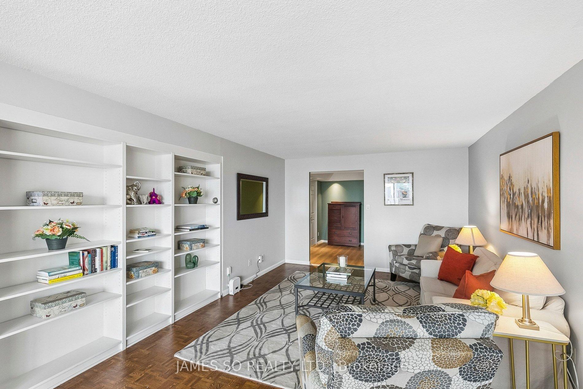 Photo 5 of Unit 2206, 278 Bloor Street E, Toronto, Rosedale-Moore Park — HOMEH