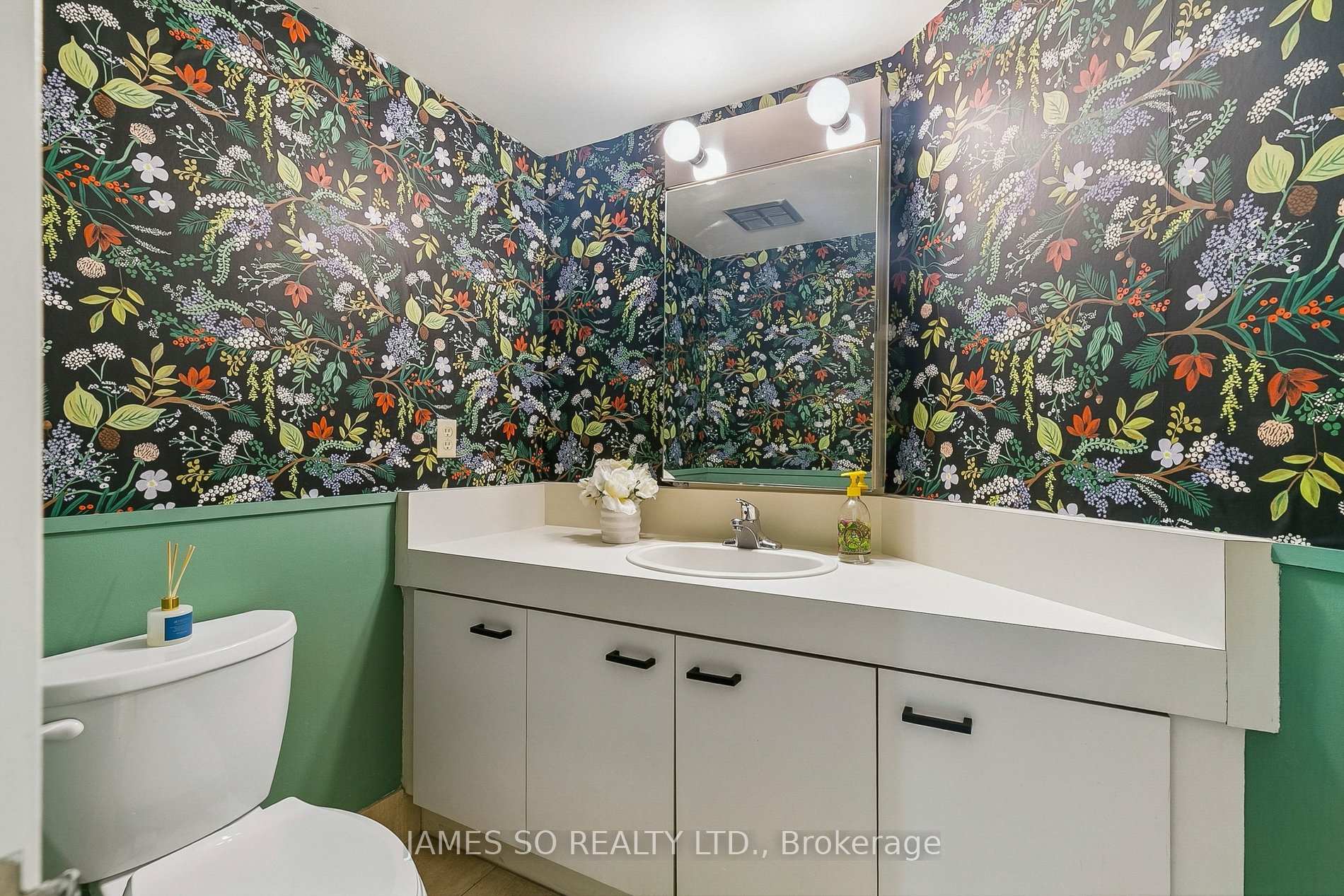 Photo 18 of Unit 2206, 278 Bloor Street E, Toronto, Rosedale-Moore Park — HOMEH