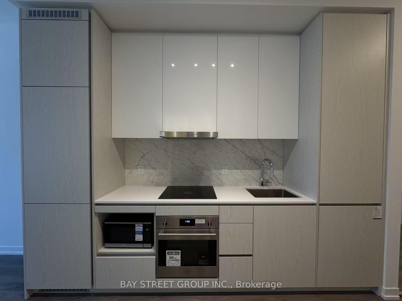 Photo 4 of Unit 203, 28 Interchange Way, Vaughan, Vaughan Corporate Centre — HOMEH