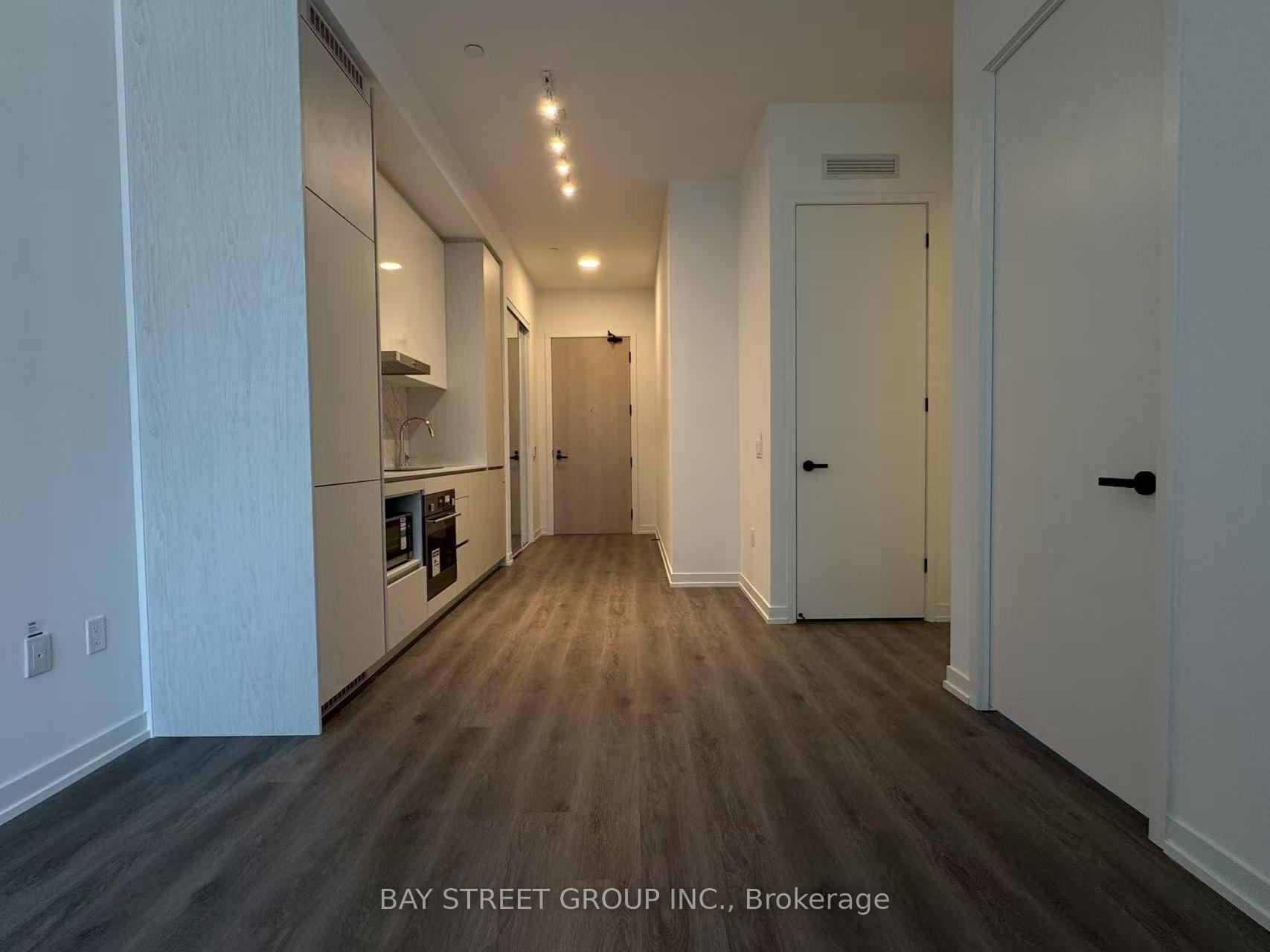 Photo 7 of Unit 203, 28 Interchange Way, Vaughan, Vaughan Corporate Centre — HOMEH