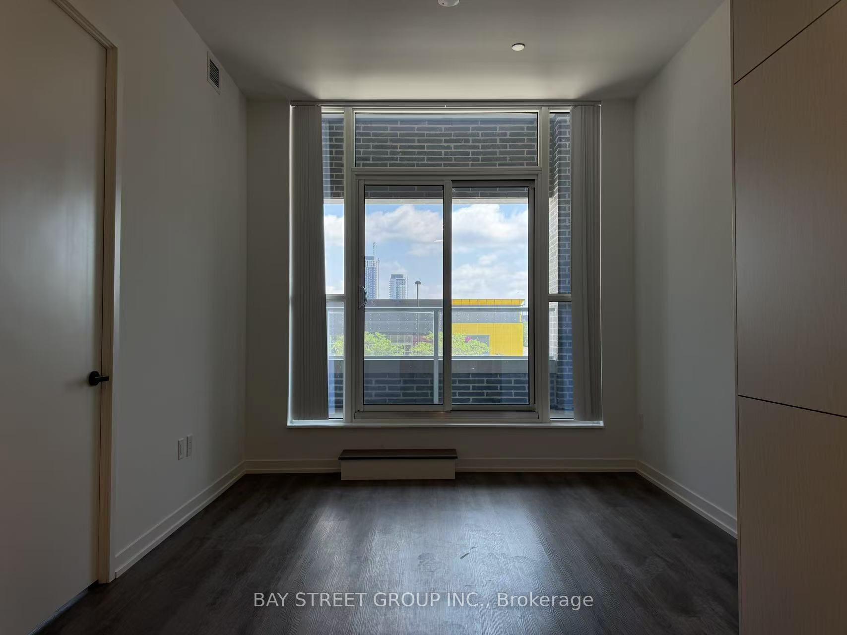 Photo 8 of Unit 203, 28 Interchange Way, Vaughan, Vaughan Corporate Centre — HOMEH