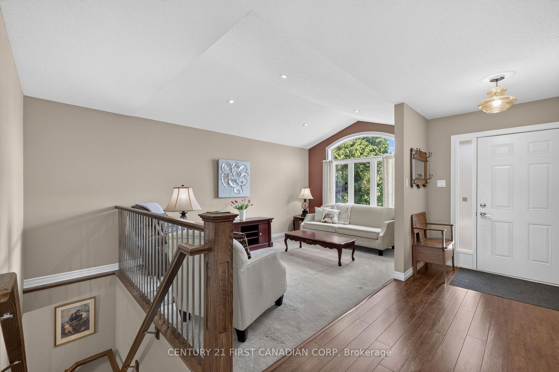 Photo 11 of 290 Mogg Street, Strathroy-Caradoc, SE — HOMEH