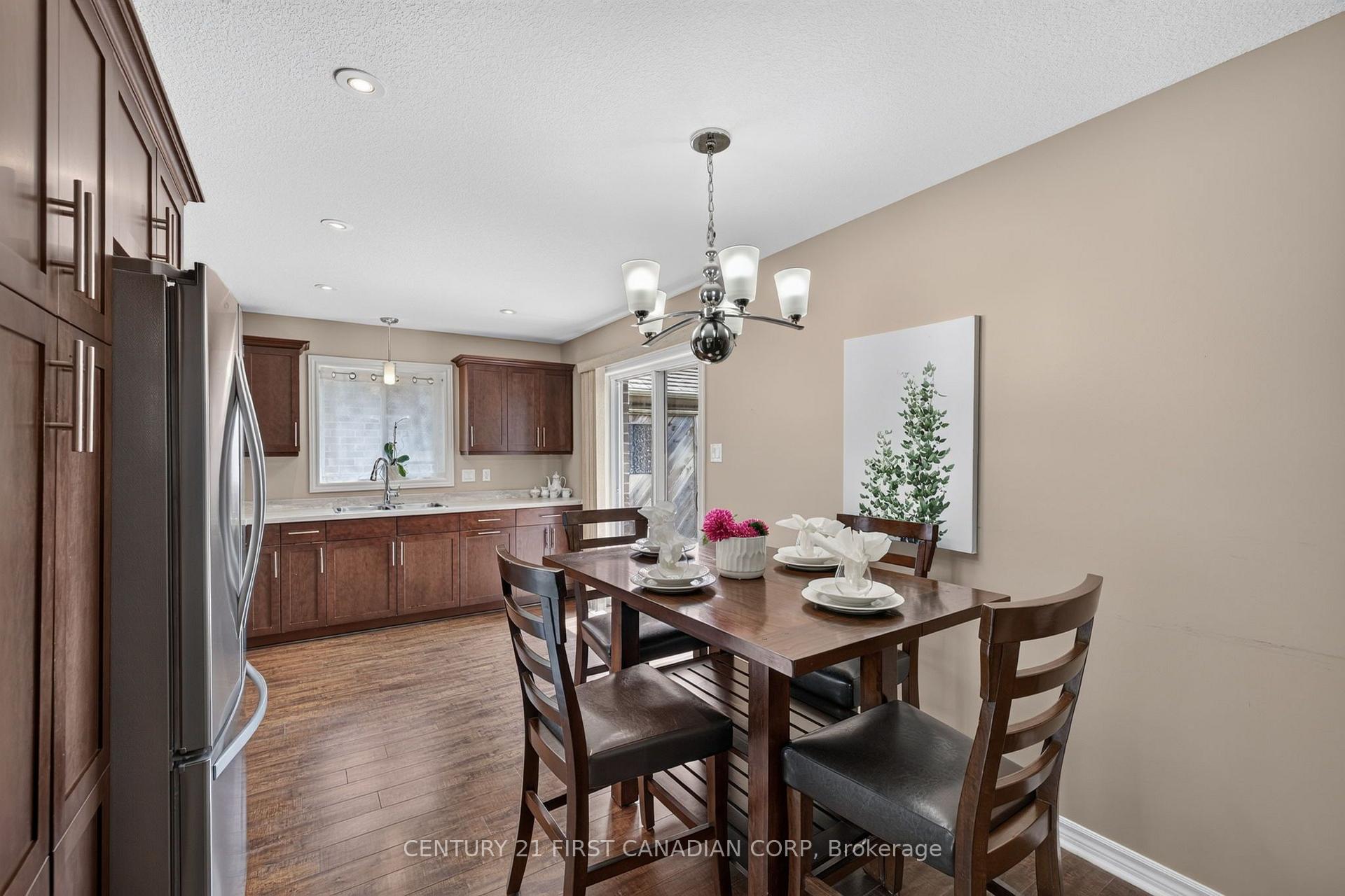 Photo 13 of 290 Mogg Street, Strathroy-Caradoc, SE — HOMEH