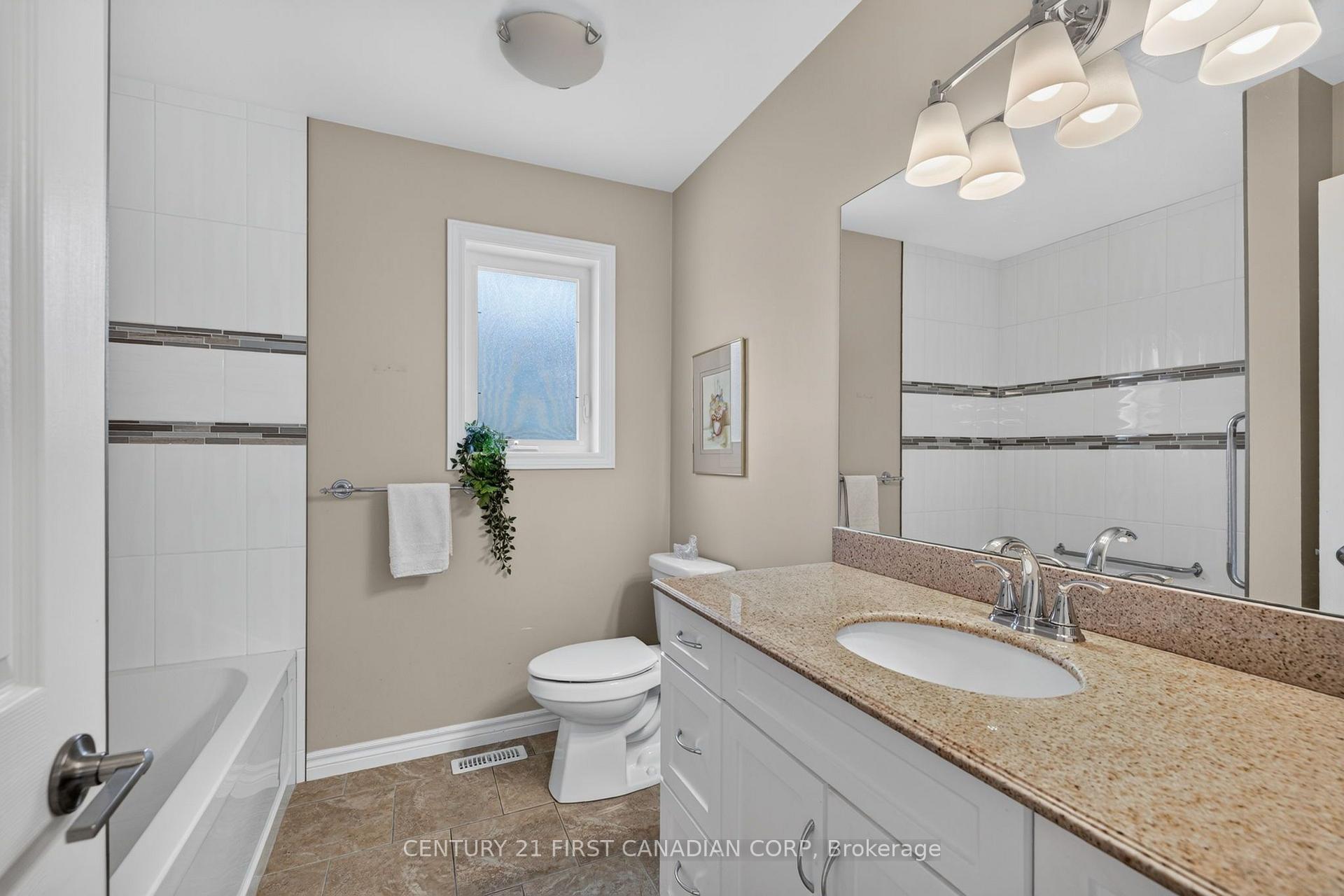 Photo 24 of 290 Mogg Street, Strathroy-Caradoc, SE — HOMEH