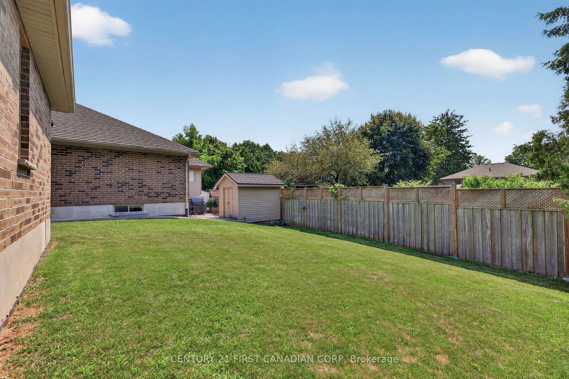 Photo 33 of 290 Mogg Street, Strathroy-Caradoc, SE — HOMEH