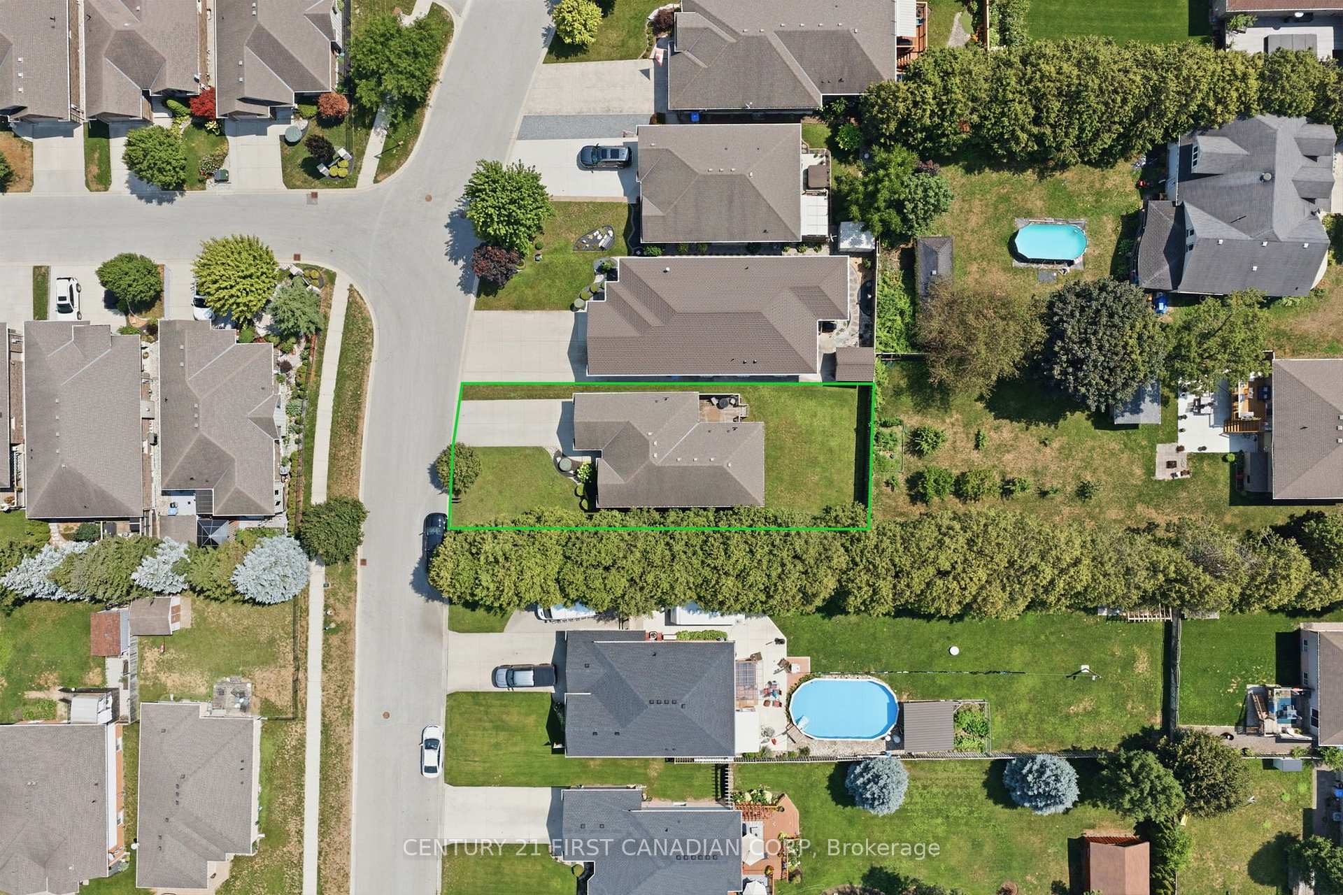 Photo 39 of 290 Mogg Street, Strathroy-Caradoc, SE — HOMEH