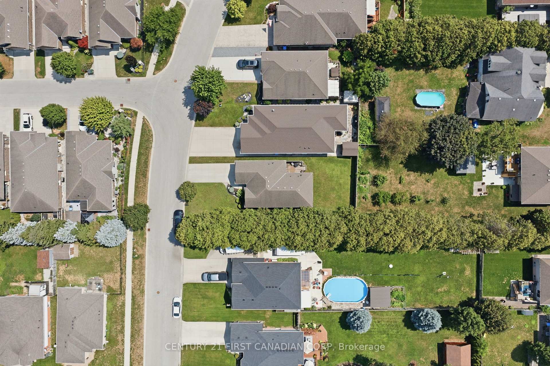 Photo 41 of 290 Mogg Street, Strathroy-Caradoc, SE — HOMEH