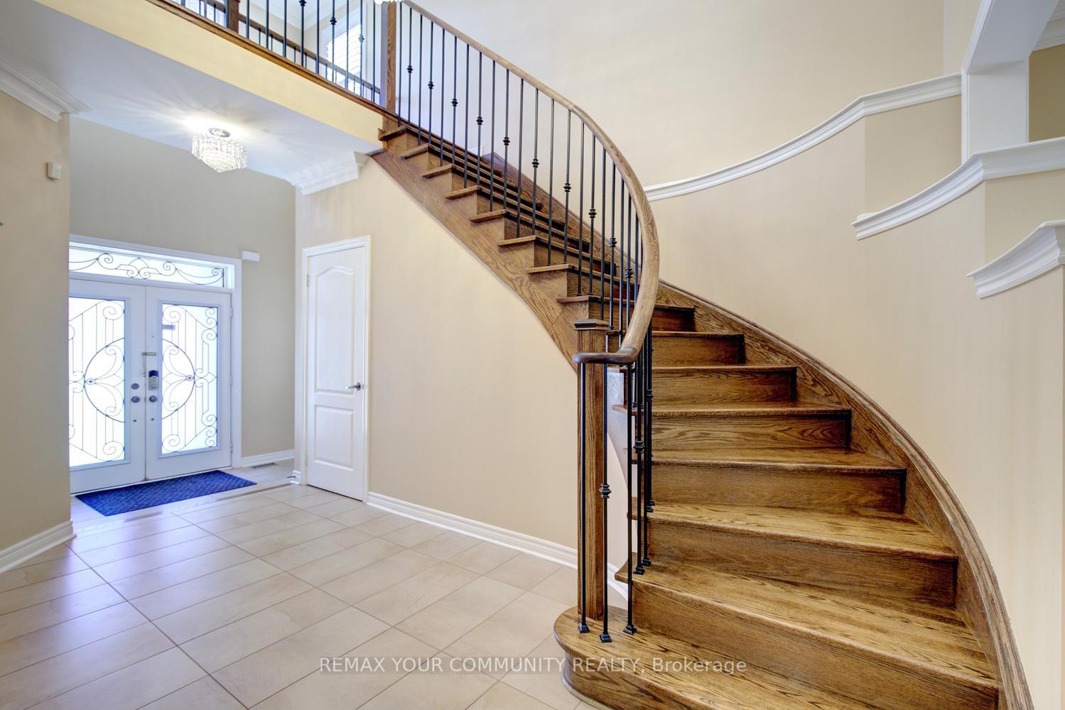 Photo 6 of 89 Maple Valley Drive, Vaughan, Patterson — HOMEH