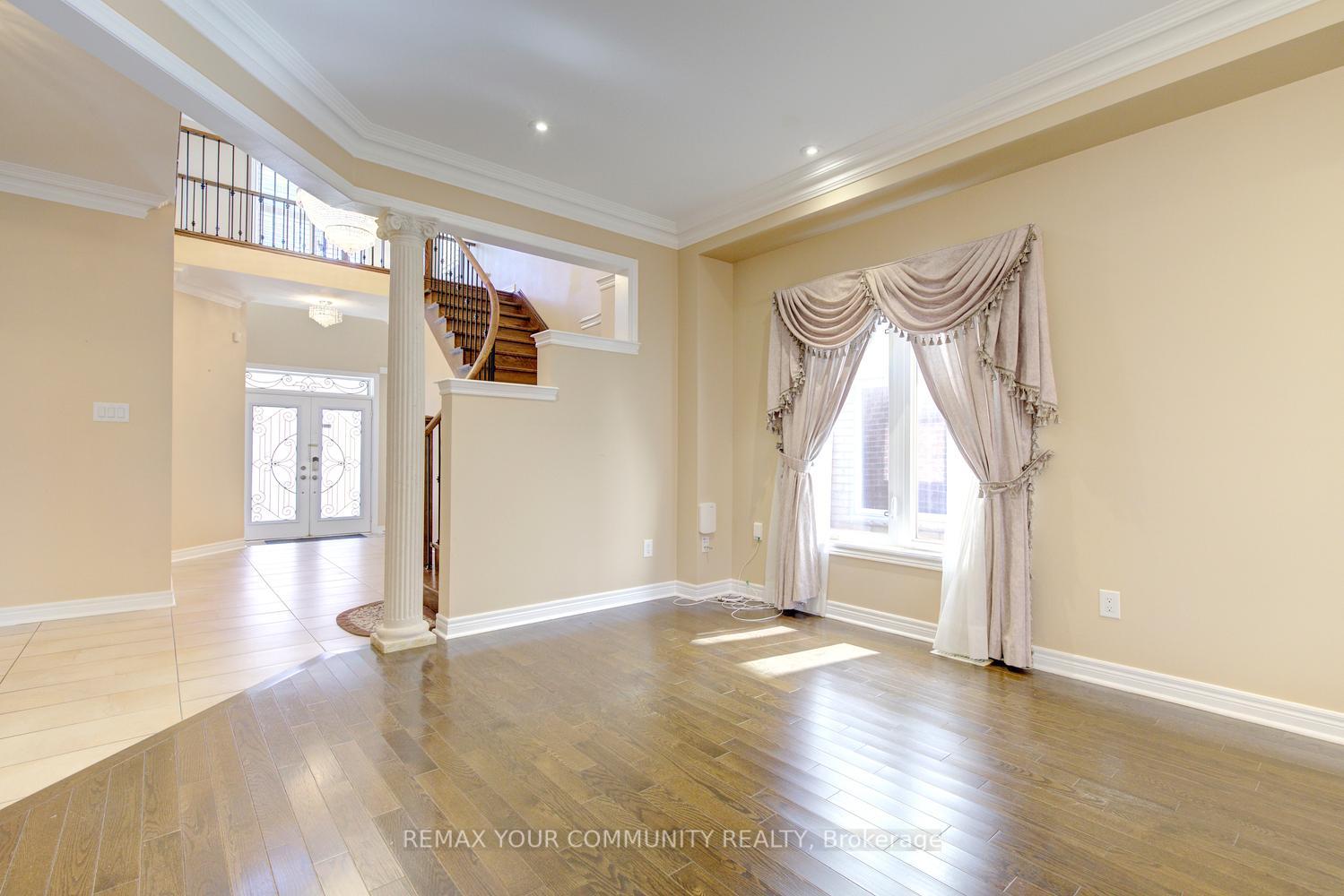 Photo 10 of 89 Maple Valley Drive, Vaughan, Patterson — HOMEH