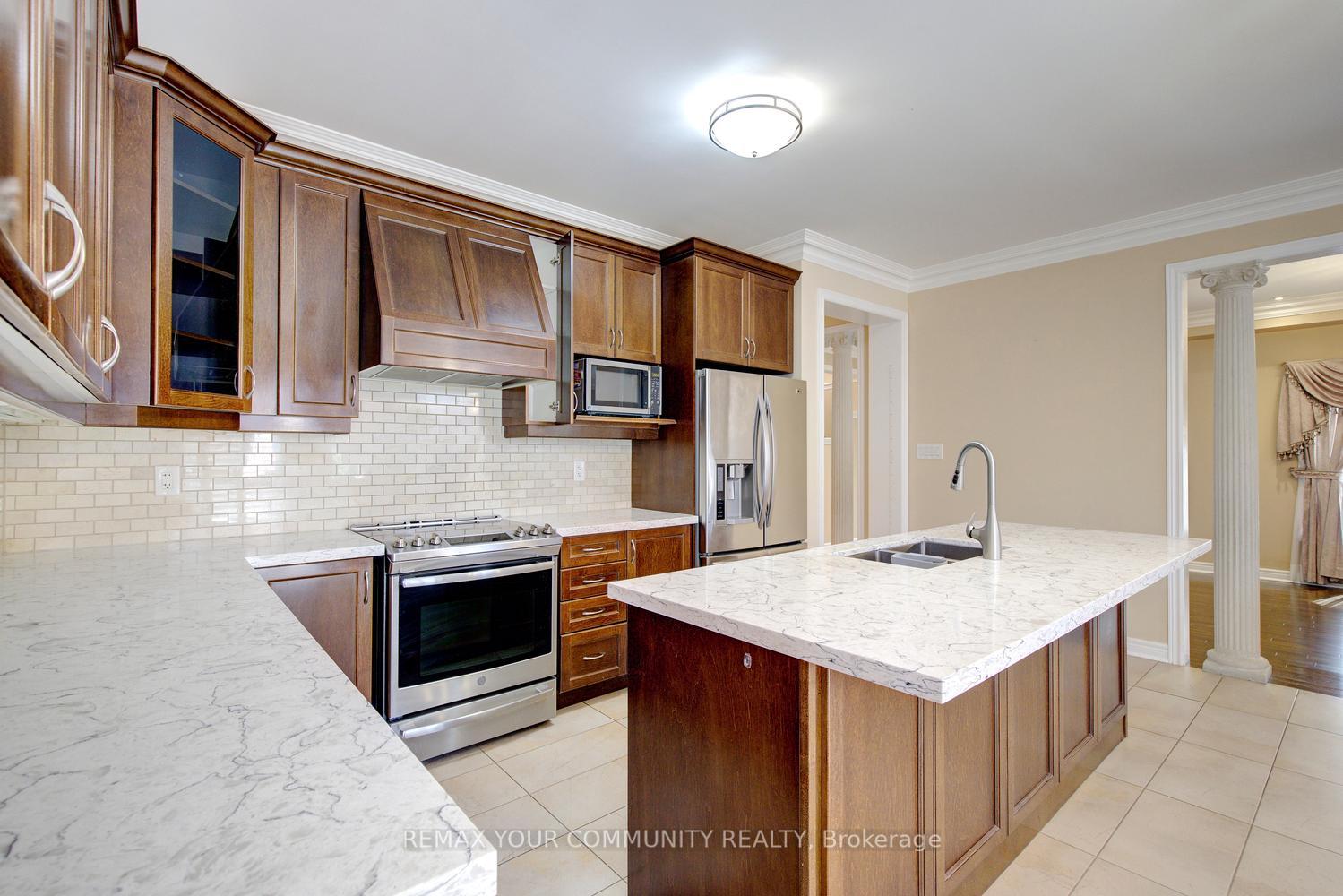 Photo 18 of 89 Maple Valley Drive, Vaughan, Patterson — HOMEH