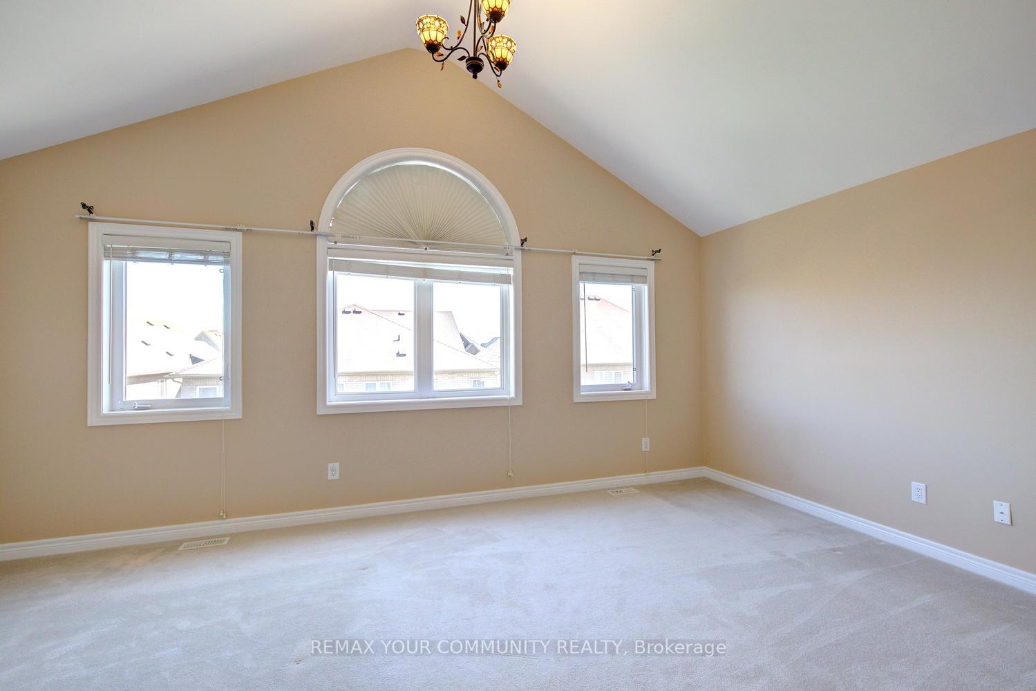 Photo 26 of 89 Maple Valley Drive, Vaughan, Patterson — HOMEH