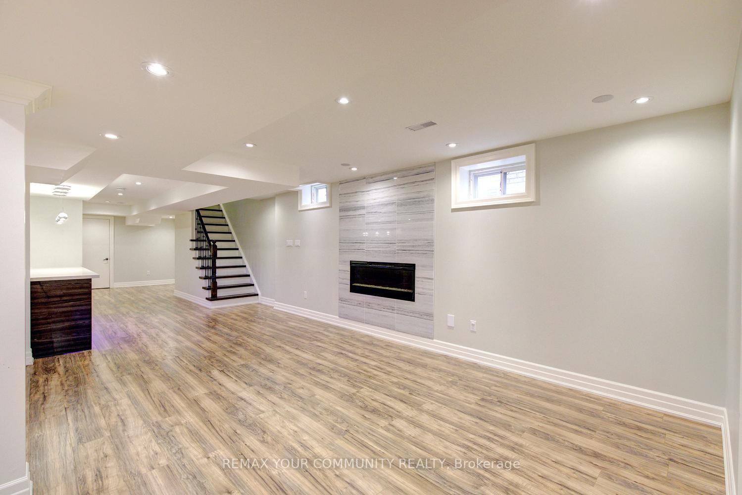 Photo 39 of 89 Maple Valley Drive, Vaughan, Patterson — HOMEH