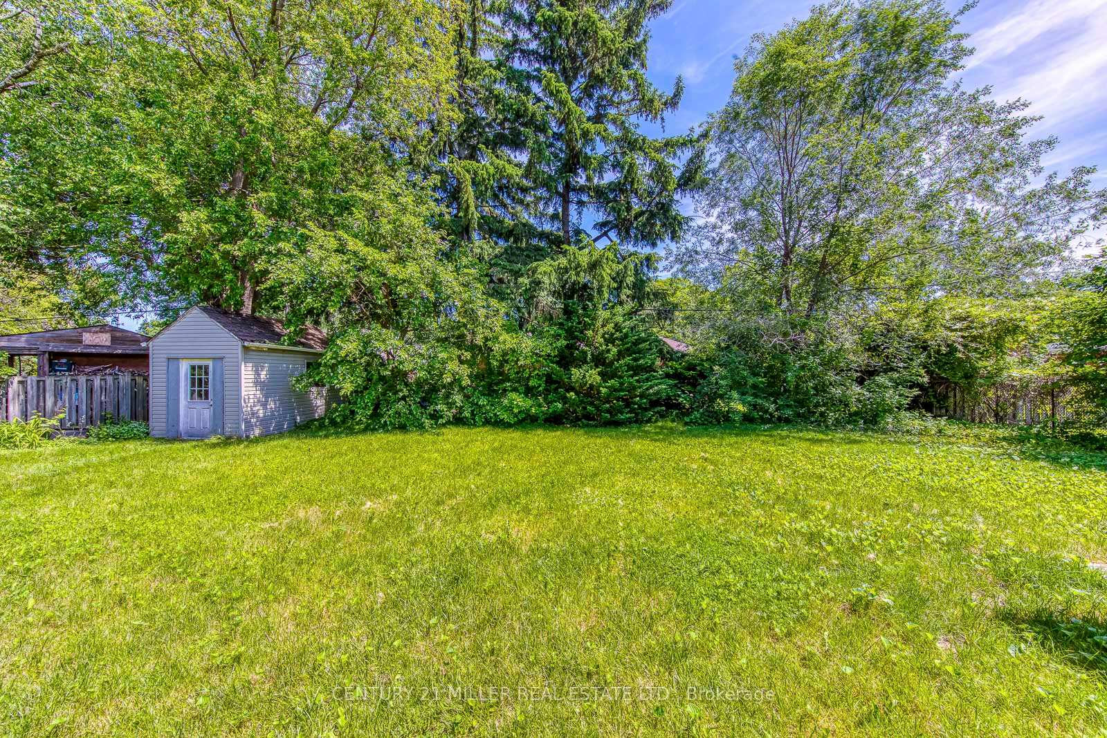 Photo 29 of 2048 Edinburgh (Main Level) Drive, Burlington, Brant — HOMEH