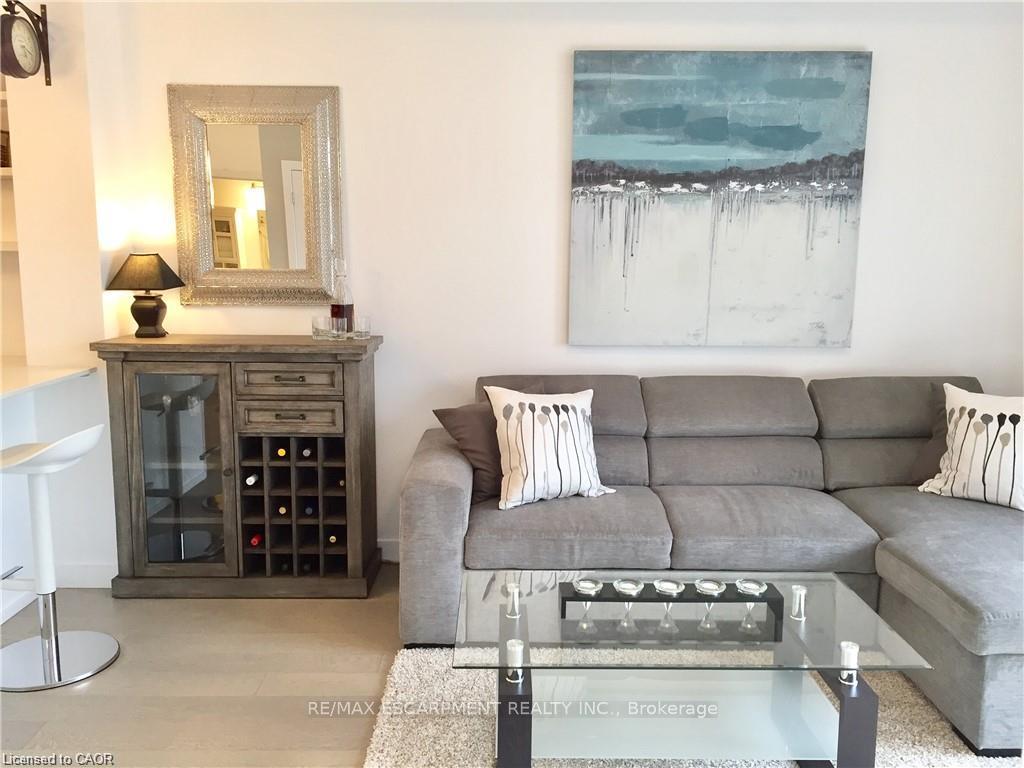 Photo 4 of Unit 206, 5010 Corporate Drive, Burlington, Uptown — HOMEH