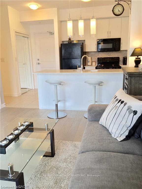 Photo 7 of Unit 206, 5010 Corporate Drive, Burlington, Uptown — HOMEH