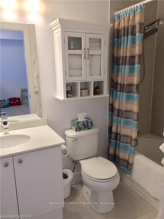 Photo 9 of Unit 206, 5010 Corporate Drive, Burlington, Uptown — HOMEH
