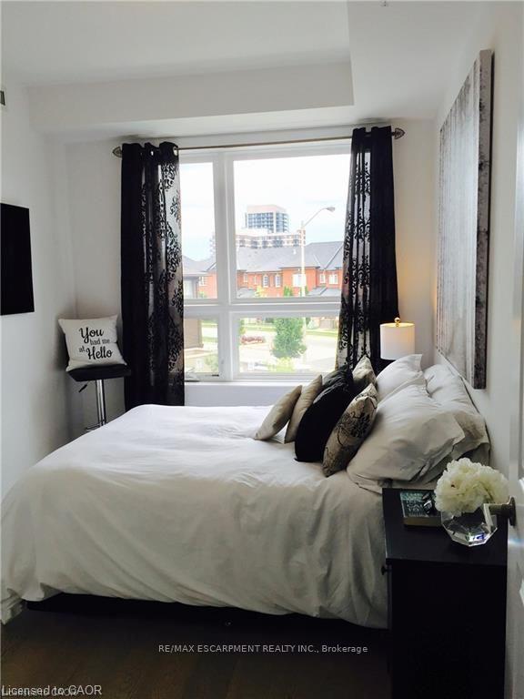 Photo 10 of Unit 206, 5010 Corporate Drive, Burlington, Uptown — HOMEH