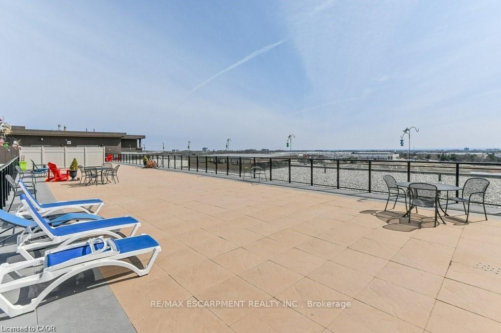Photo 17 of Unit 206, 5010 Corporate Drive, Burlington, Uptown — HOMEH