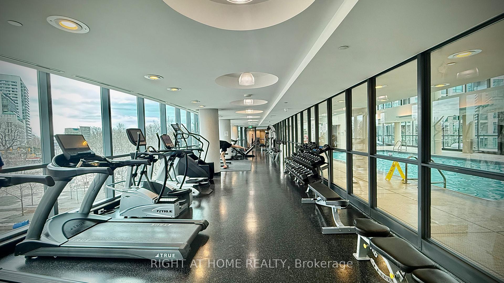 Photo 49 of Unit 656, 209 Fort York Boulevard S, Toronto, Niagara — HOMEH