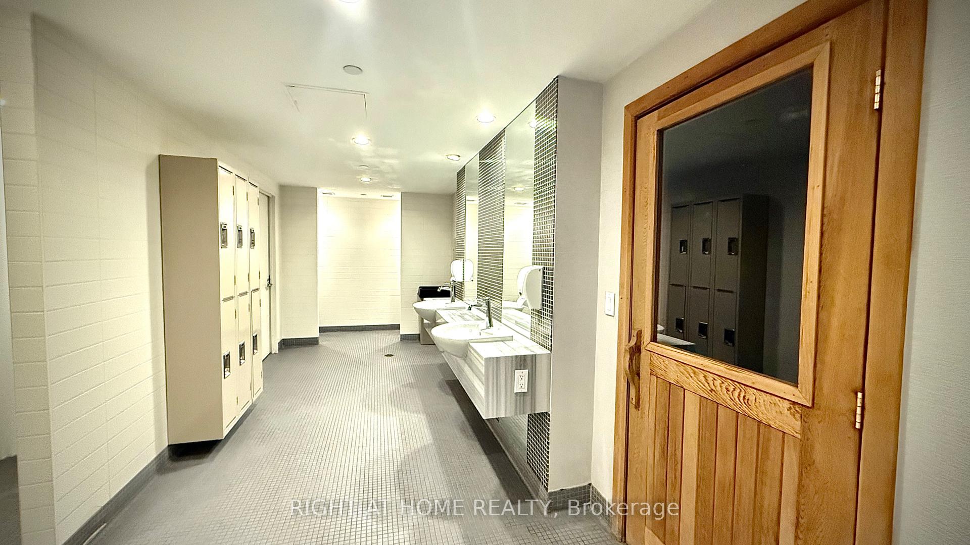 Photo 51 of Unit 656, 209 Fort York Boulevard S, Toronto, Niagara — HOMEH