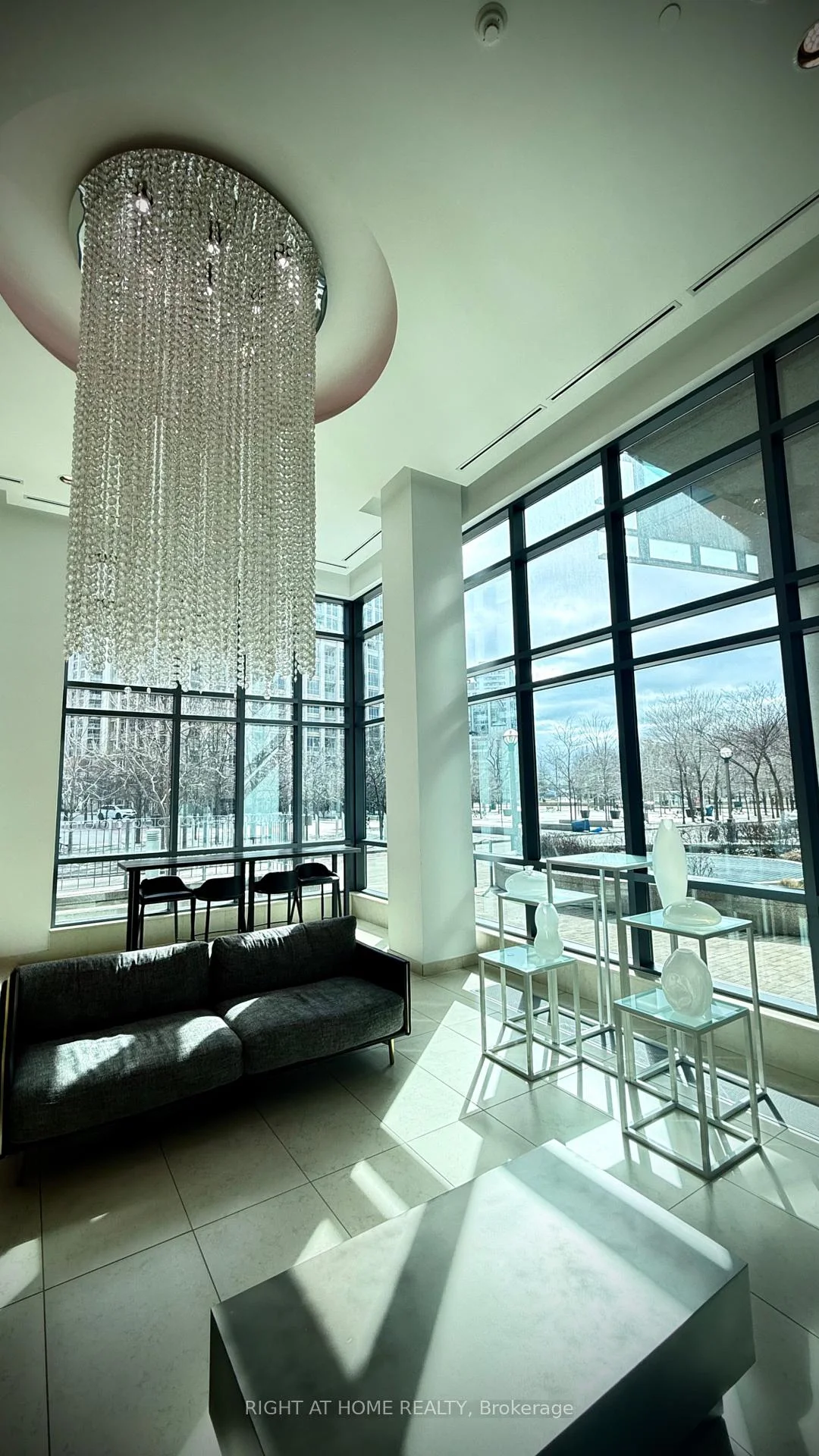 Photo 13 of Unit 656, 209 Fort York Boulevard S, Toronto, Niagara — HOMEH