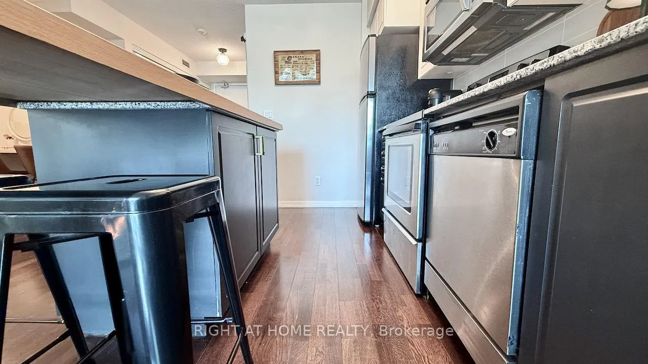 Photo 40 of Unit 656, 209 Fort York Boulevard S, Toronto, Niagara — HOMEH