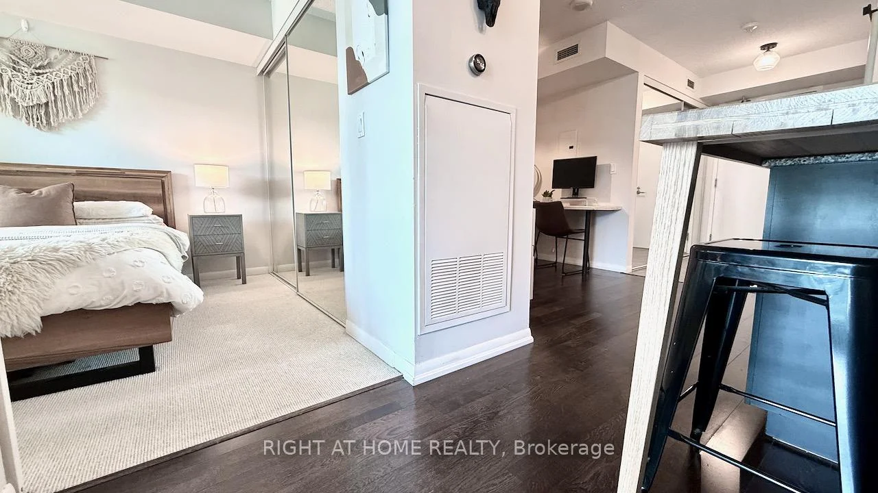 Photo 41 of Unit 656, 209 Fort York Boulevard S, Toronto, Niagara — HOMEH