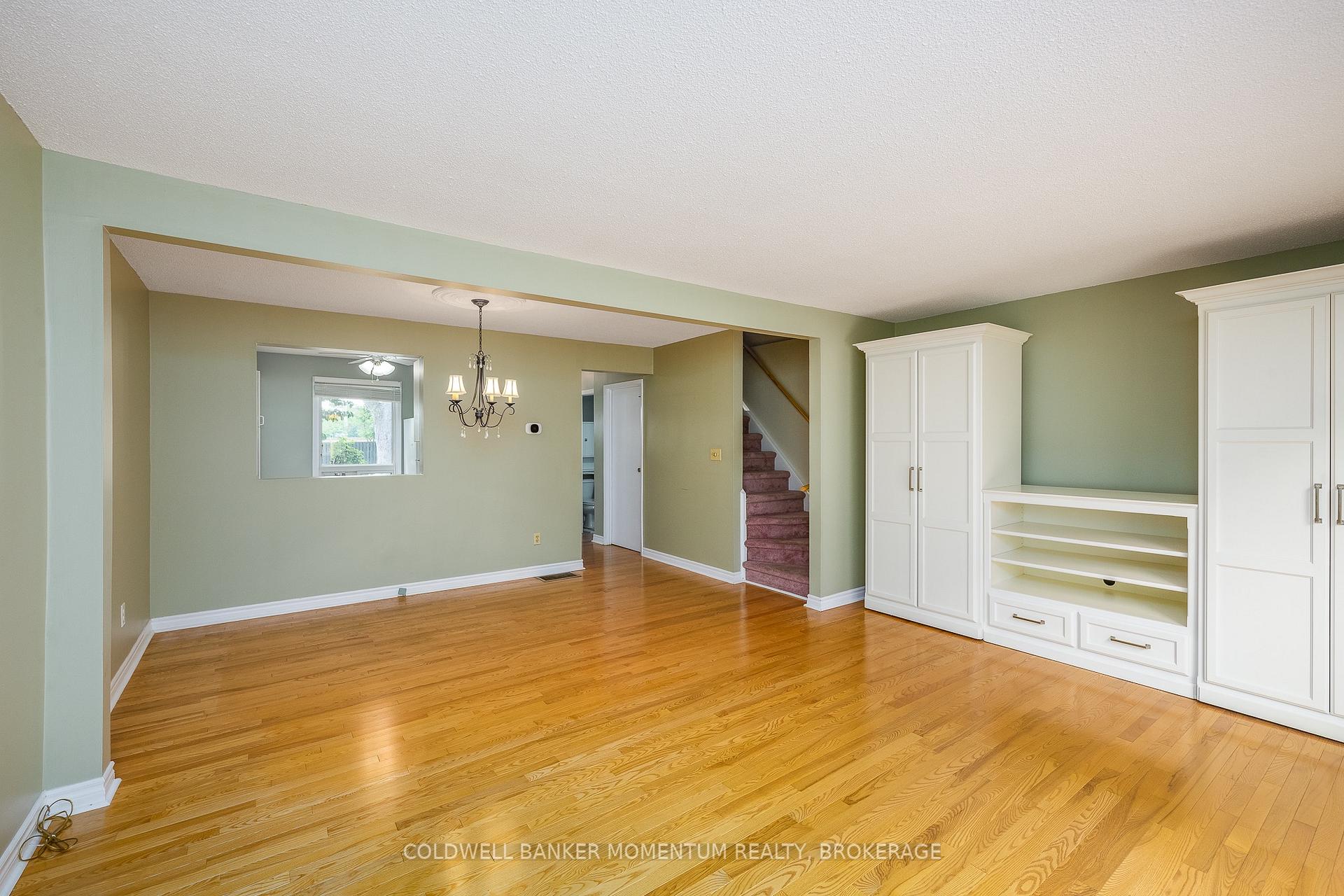 Photo 12 of Unit 12, 302 Vine Street, St. Catharines, Carlton/Bunting — HOMEH