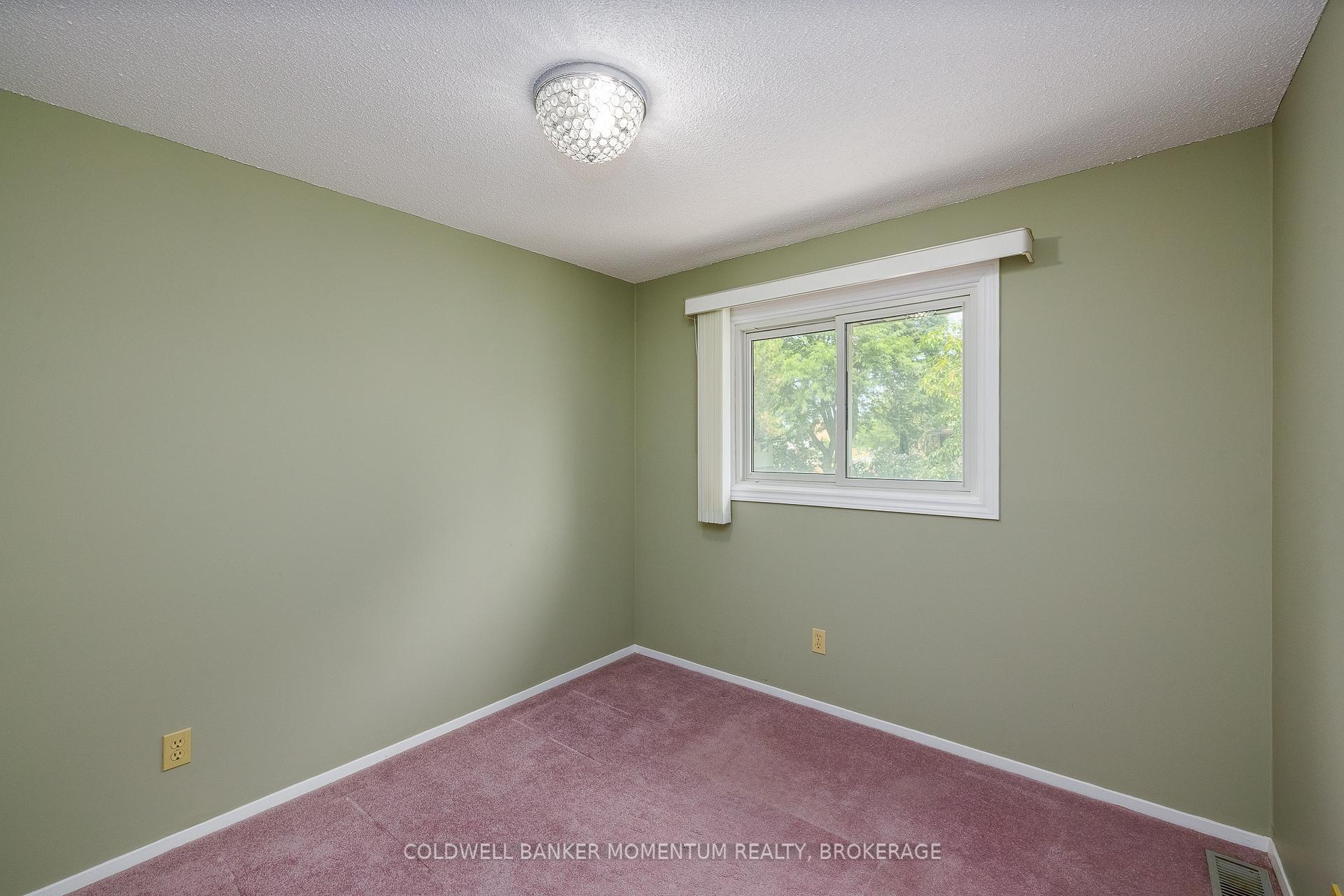 Photo 15 of Unit 12, 302 Vine Street, St. Catharines, Carlton/Bunting — HOMEH