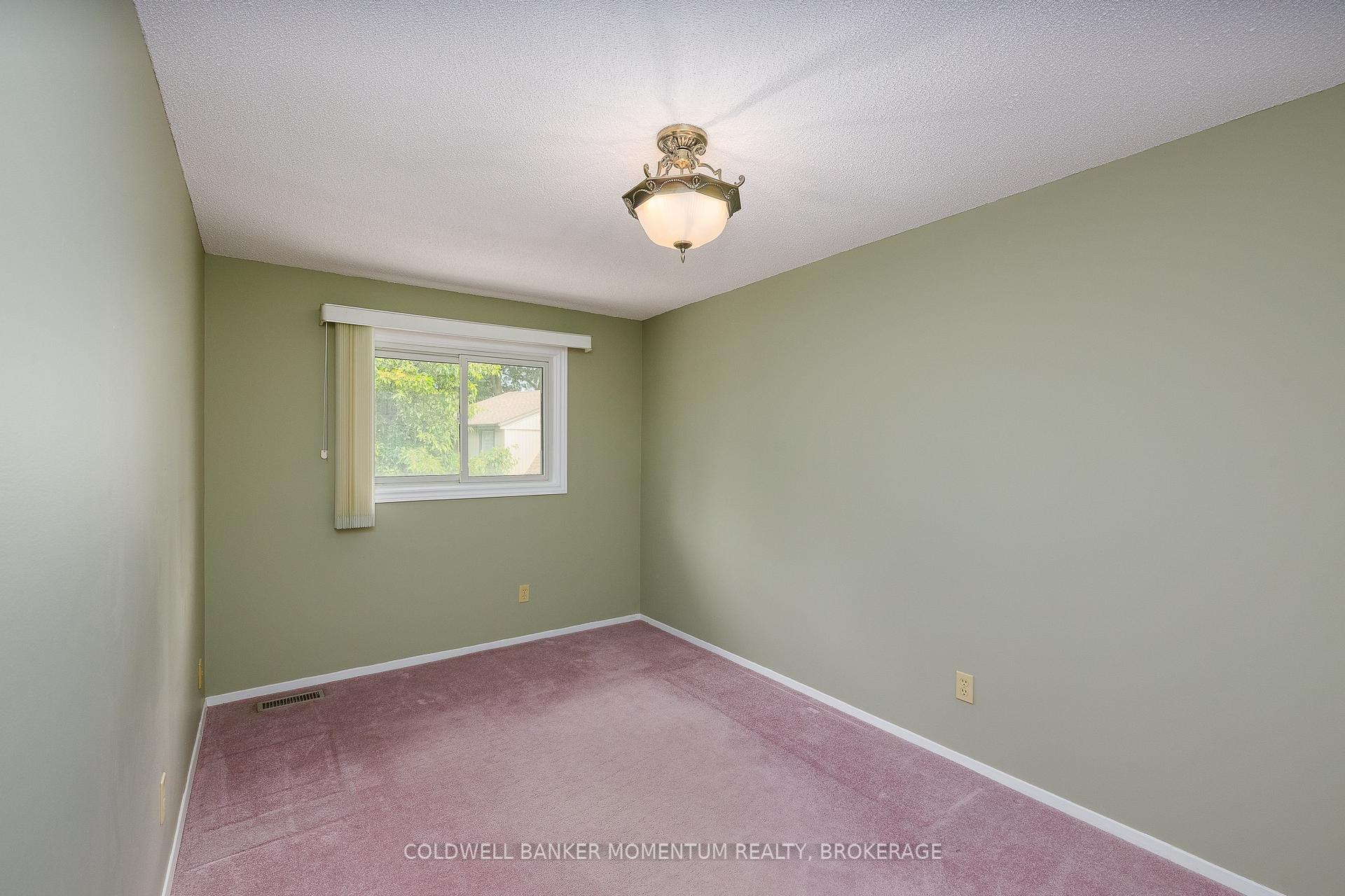 Photo 16 of Unit 12, 302 Vine Street, St. Catharines, Carlton/Bunting — HOMEH
