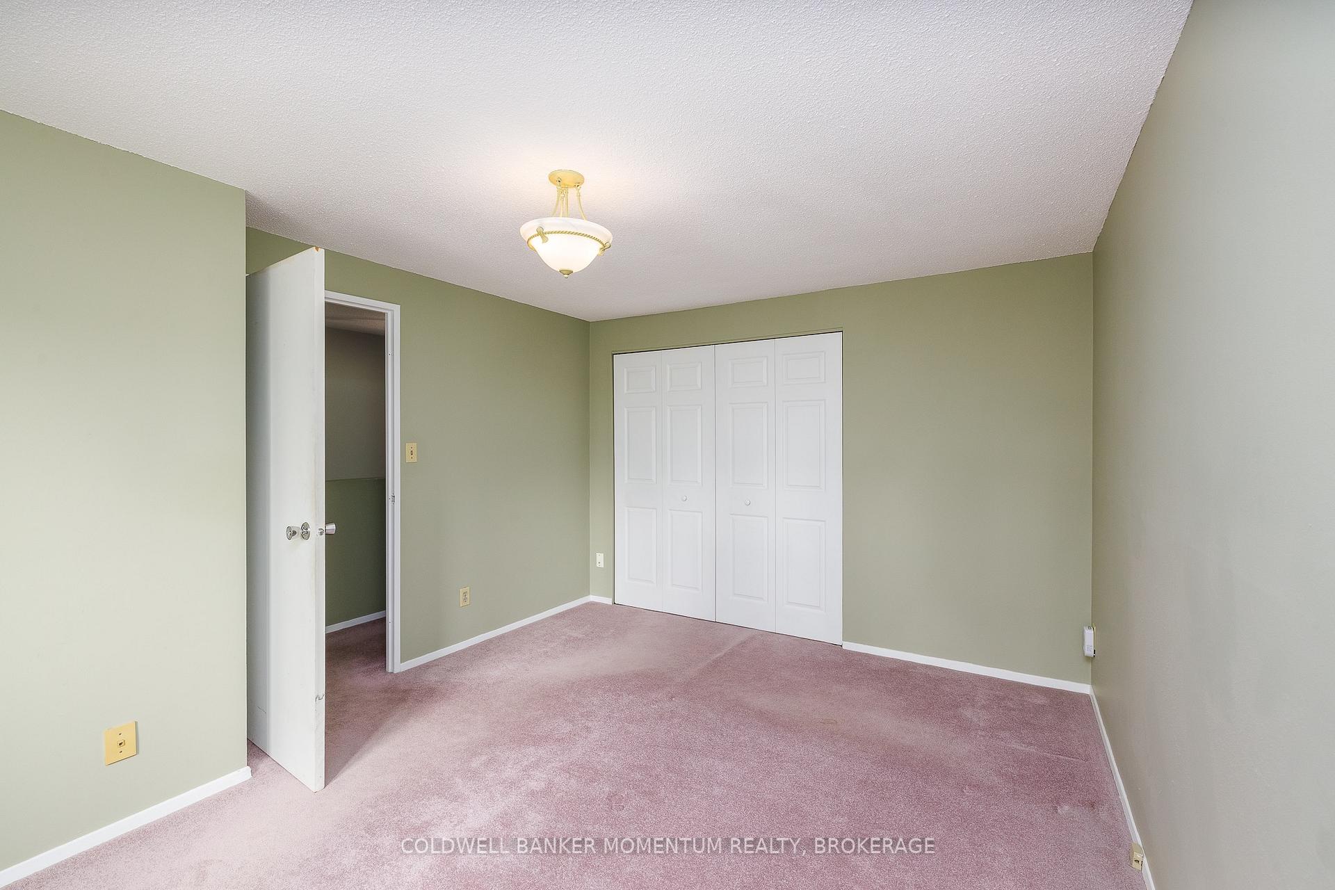 Photo 17 of Unit 12, 302 Vine Street, St. Catharines, Carlton/Bunting — HOMEH