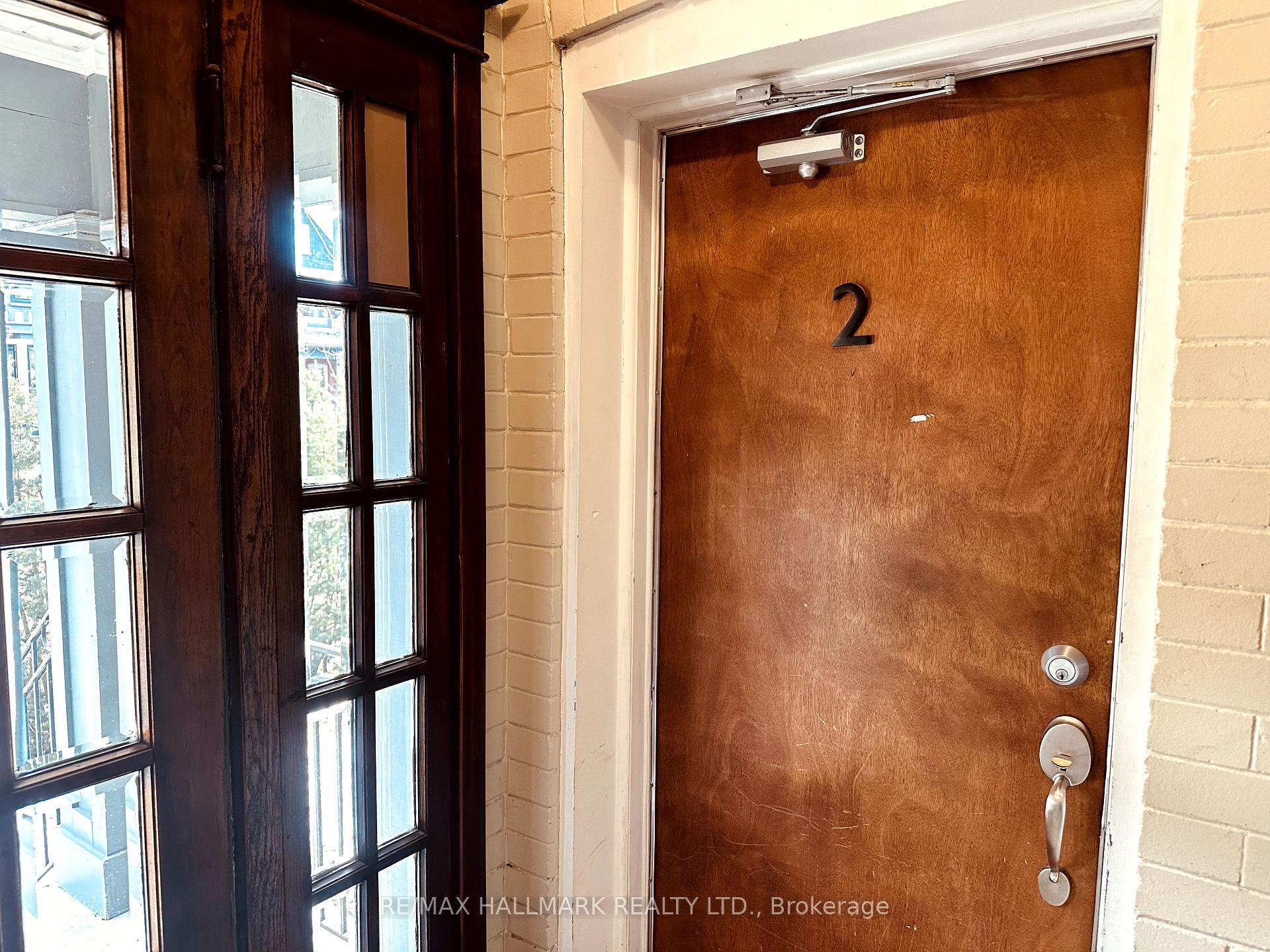 Photo 4 of Unit 2, 20 Triller Avenue, Toronto, South Parkdale — HOMEH