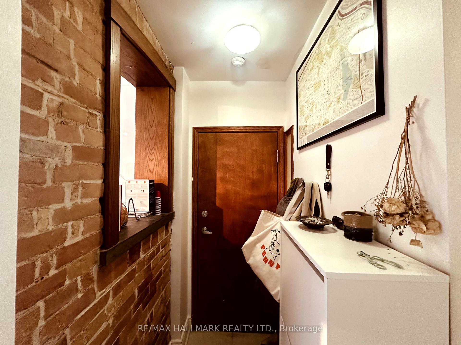 Photo 15 of Unit 2, 20 Triller Avenue, Toronto, South Parkdale — HOMEH