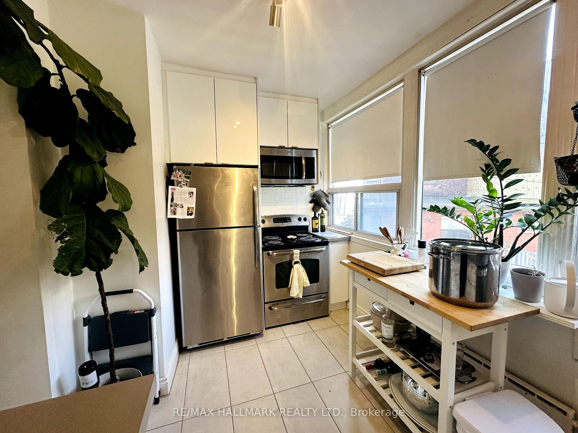 Photo 18 of Unit 2, 20 Triller Avenue, Toronto, South Parkdale — HOMEH