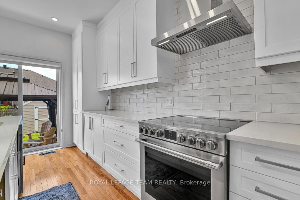 Photo 9 of 4121 Wolfe Point Way, Ottawa, Riverside South/Gloucester Glen — HOMEH