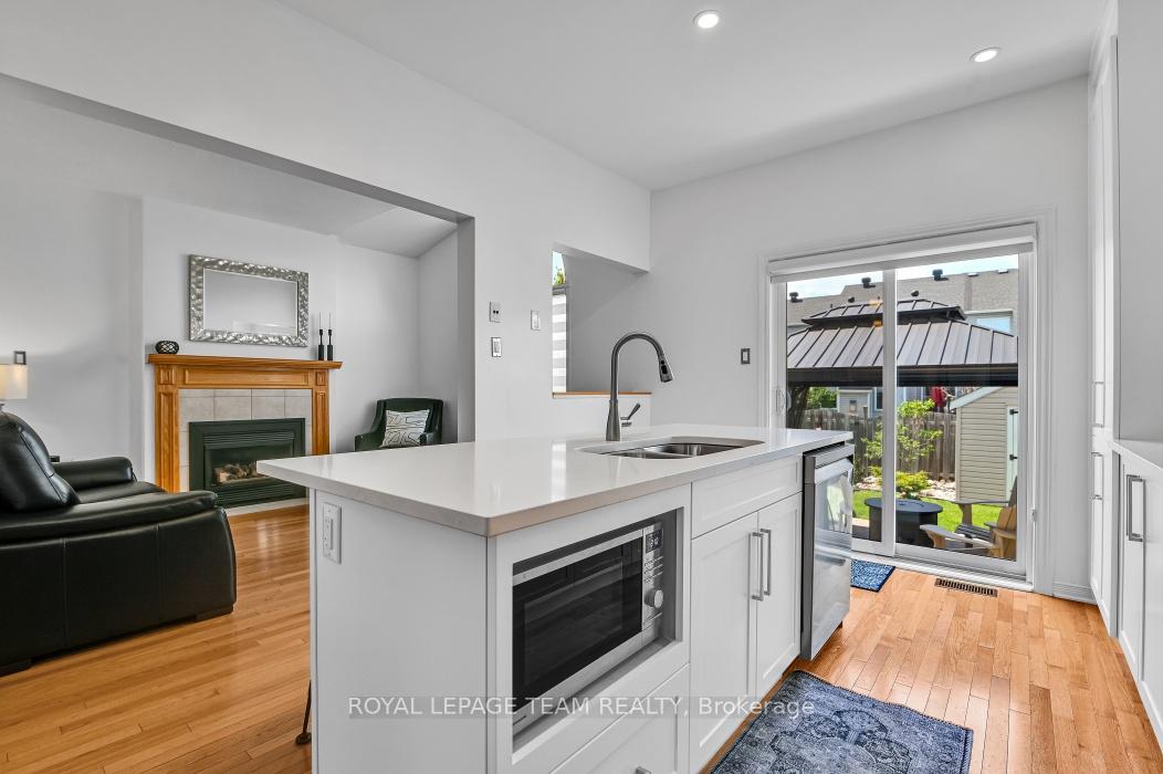 Photo 10 of 4121 Wolfe Point Way, Ottawa, Riverside South/Gloucester Glen — HOMEH