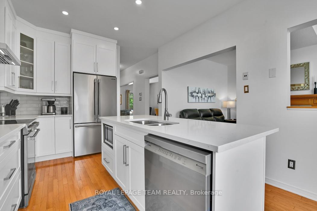 Photo 11 of 4121 Wolfe Point Way, Ottawa, Riverside South/Gloucester Glen — HOMEH