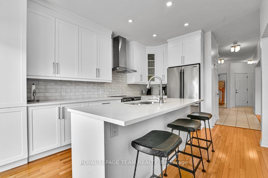 Photo 13 of 4121 Wolfe Point Way, Ottawa, Riverside South/Gloucester Glen — HOMEH