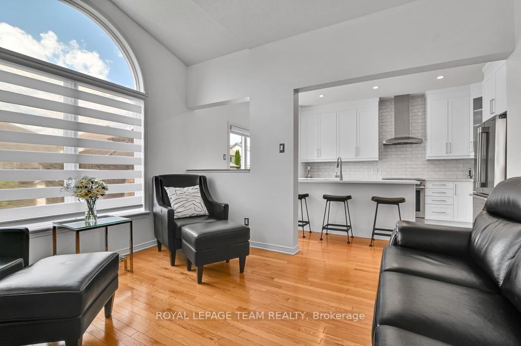 Photo 16 of 4121 Wolfe Point Way, Ottawa, Riverside South/Gloucester Glen — HOMEH