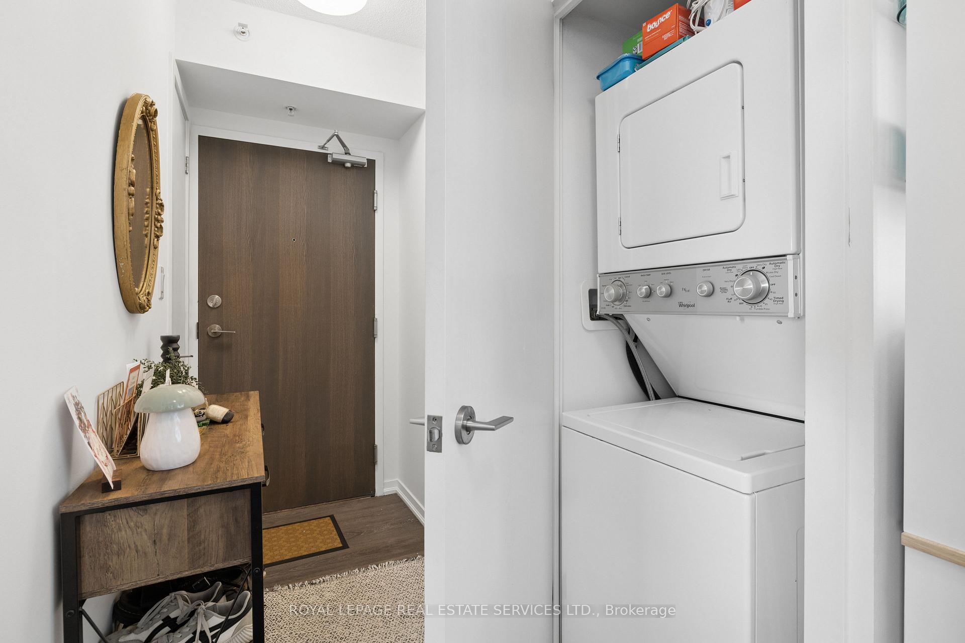 Photo 4 of Unit 1908, 68 Abell Street, Toronto, Little Portugal — HOMEH