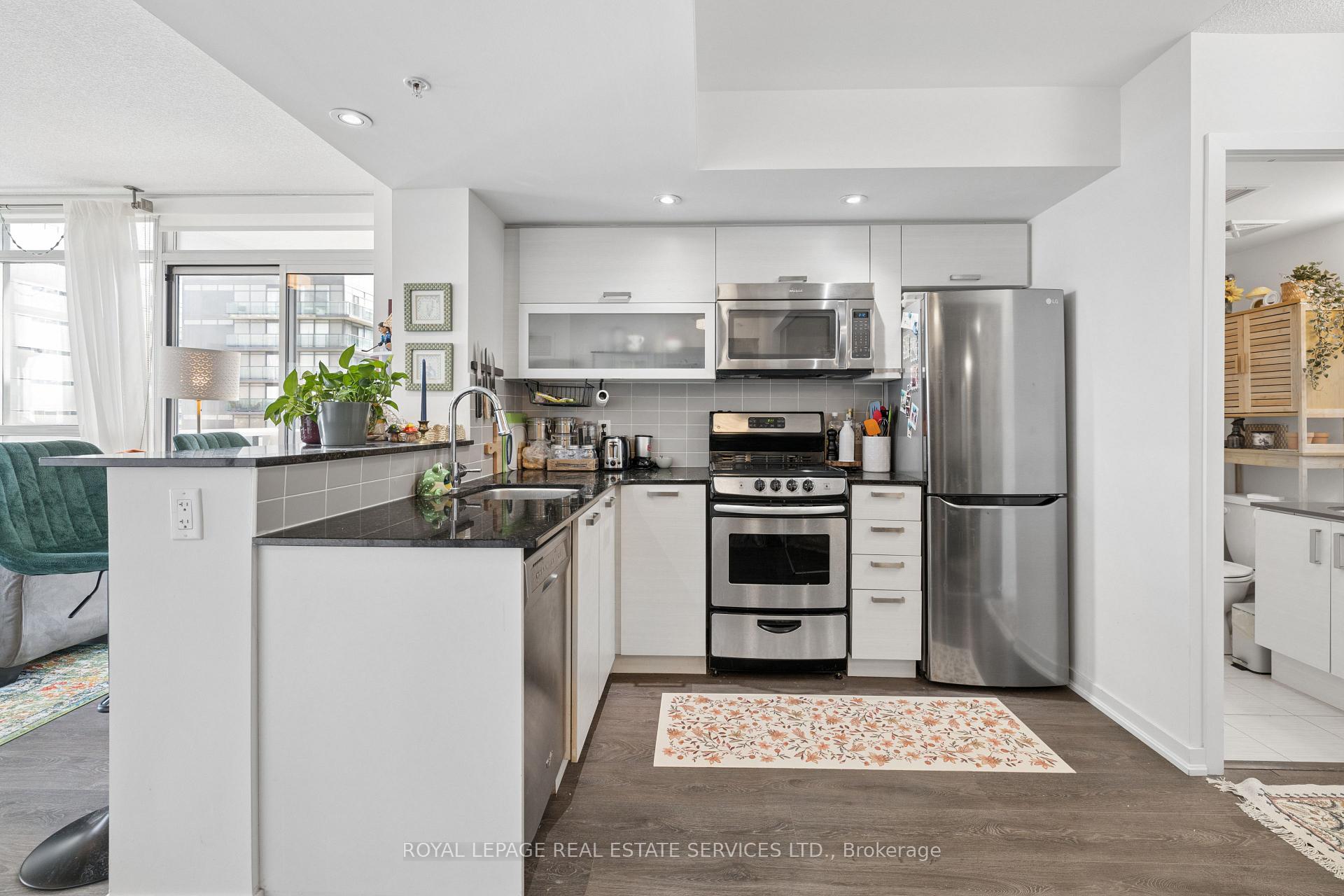 Photo 5 of Unit 1908, 68 Abell Street, Toronto, Little Portugal — HOMEH