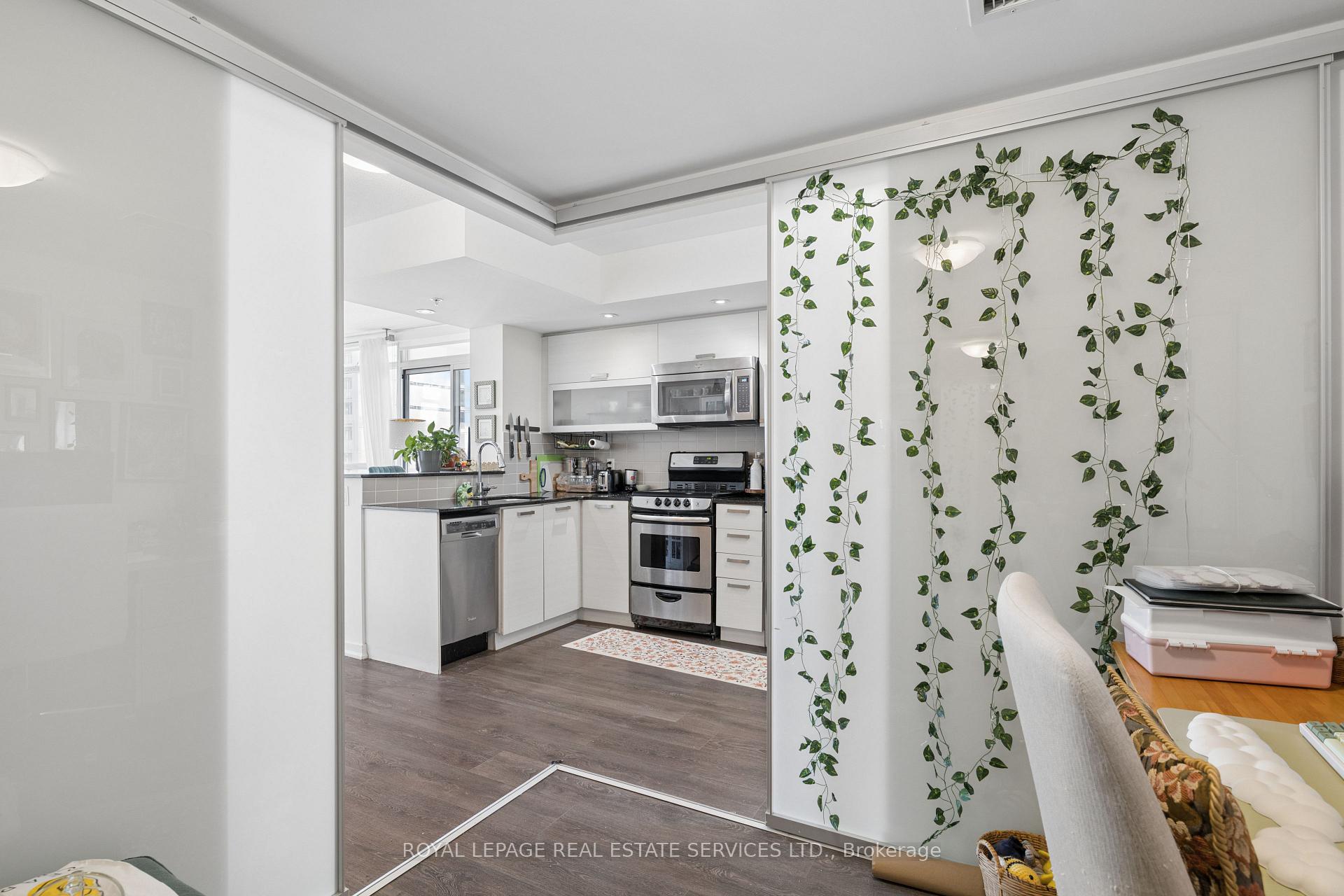 Photo 18 of Unit 1908, 68 Abell Street, Toronto, Little Portugal — HOMEH